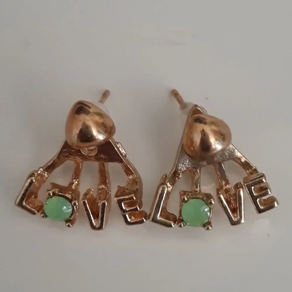 N/A earrings heart